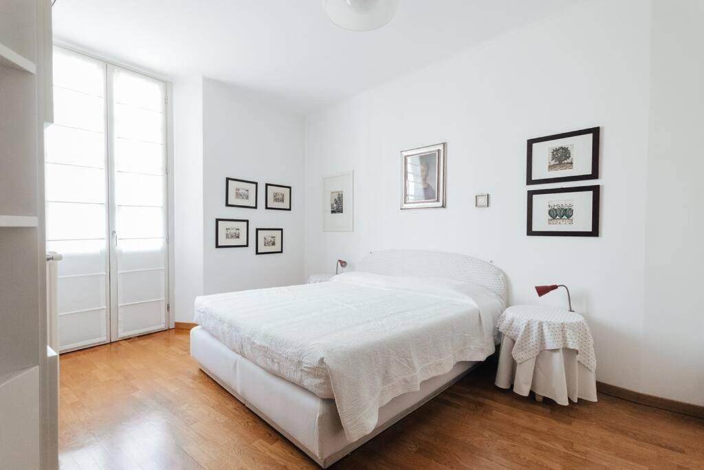 La Casa Di Isa Lägenhet Lecco Exteriör bild