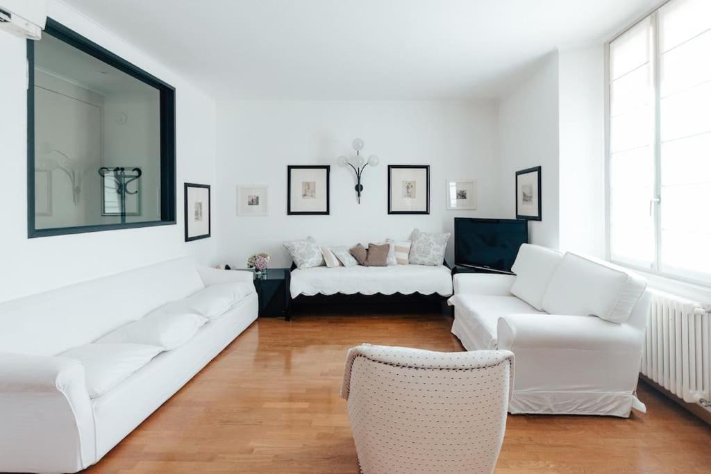 La Casa Di Isa Lägenhet Lecco Exteriör bild